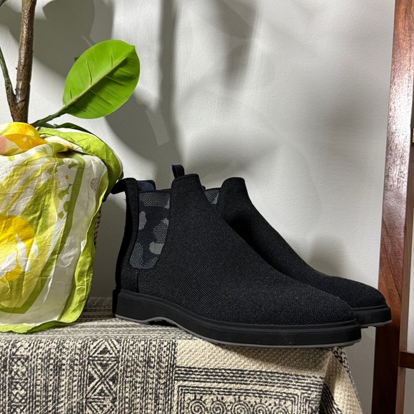 Rothy's Men's 10.5 Charcoal Gray Camo Knit Merino Chelsea Boot